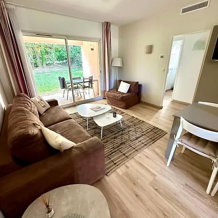 Lejlighed En Avec Piscine *